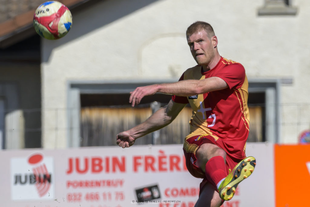 Loïc Dubois a choisi de rester fidèle à la 1re équipe. (Photo Alain Boillat) FC Tavannes Tramelan vs. FC Val Terbi 0:0